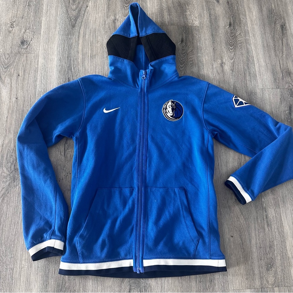Nike Showtime Dallas NBA hoodie